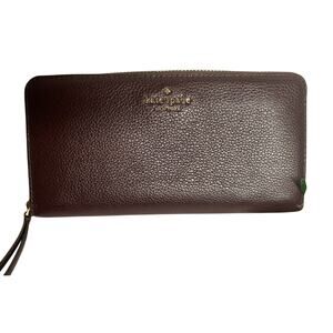 Kate Spade Burgundy Pebbled Leather Zip Around Wallet Clutch 8x4”